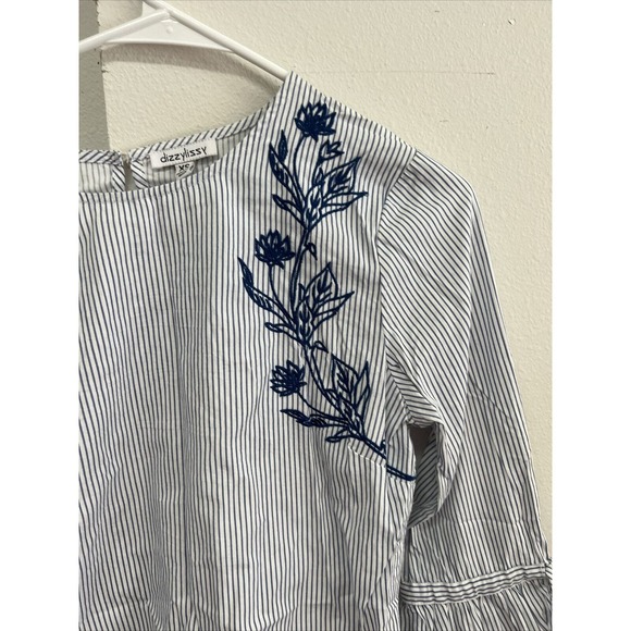 Dizzy Lissy Women's Long Sleeve Flower Button up Shirt LIGHT BLUE SIZE S - Picture 6 of 10